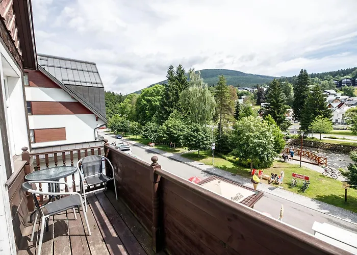 耶利内克酒店 4* Špindlerŭv Mlýn