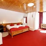 Jelinek Hotel 4*