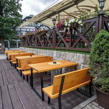 Szálloda Jelinek 4*
